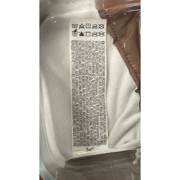 Forever 21 Faux Patent Leather Beige Sz S 
Mid Rise Bodycon Skinny Pants - Picture 6 of 8